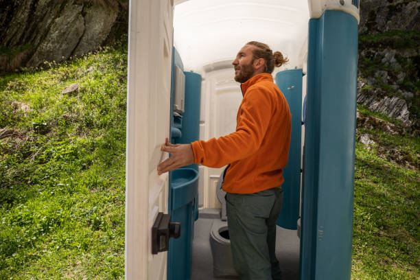 Best Porta potty delivery and setup  in Santa Maria, CA