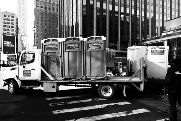Best Emergency porta potty rental  in Santa Maria, CA